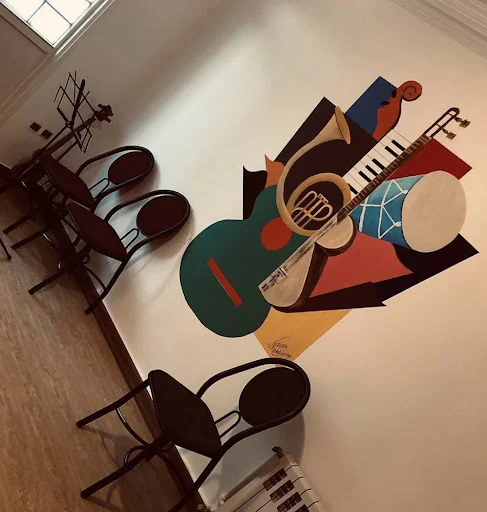 آموزشگاه موسیقی روشن