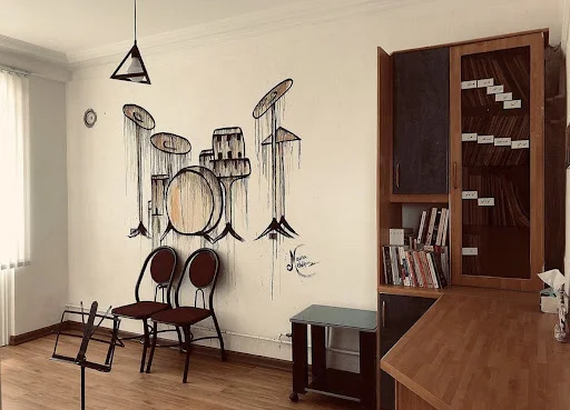 آموزشگاه موسیقی روشن