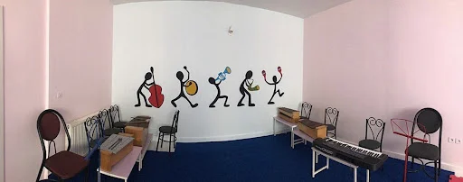 آموزشگاه موسیقی روشن