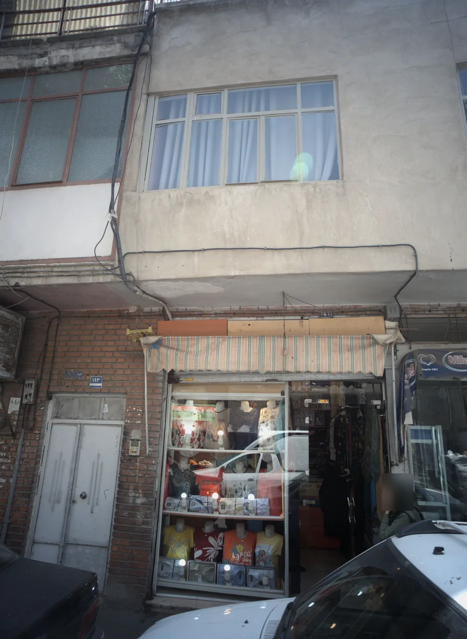 فروشگاه پوشاک