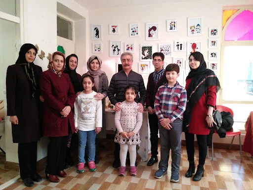 آموزشگاه آزاد هنری آراد