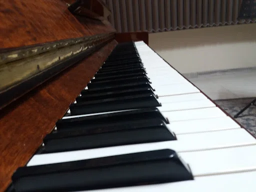 آموزشگاه موسیقی سپهر