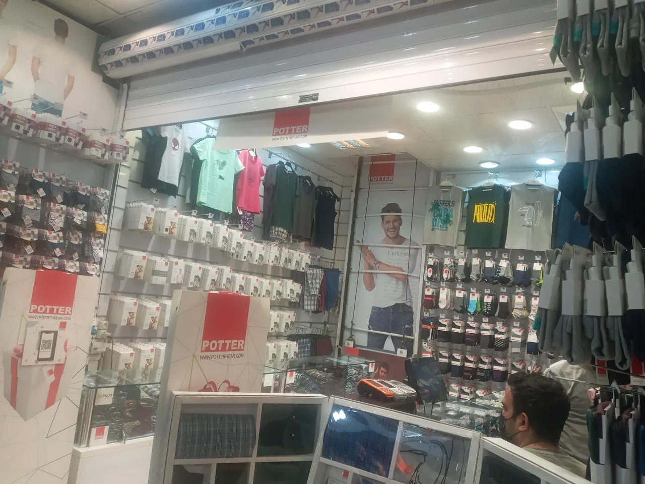 فروشگاه پوشاک پاتر - تصویر 2