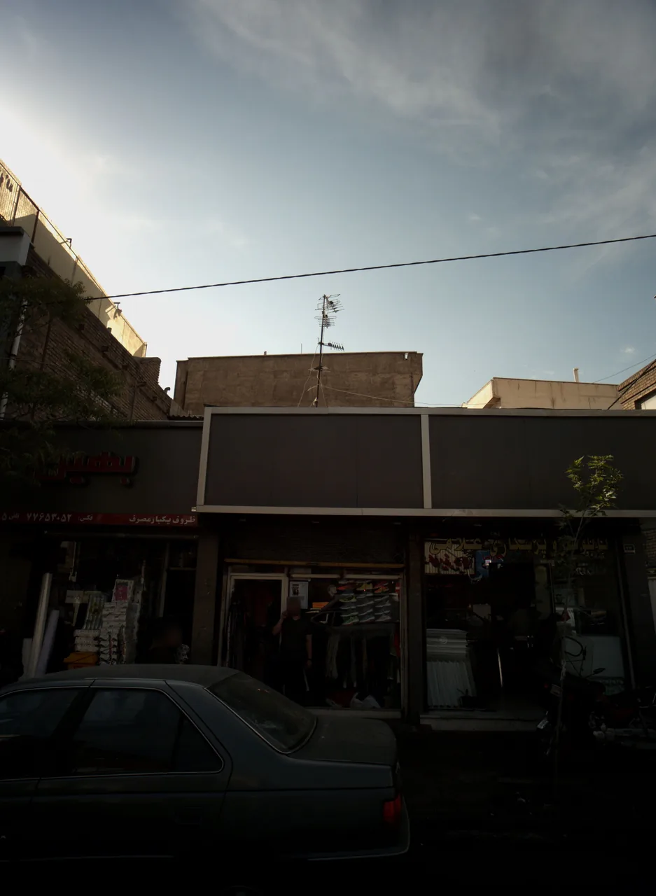 فروشگاه پوشاک