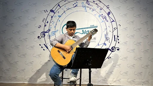 آکادمی موسیقی پژواک