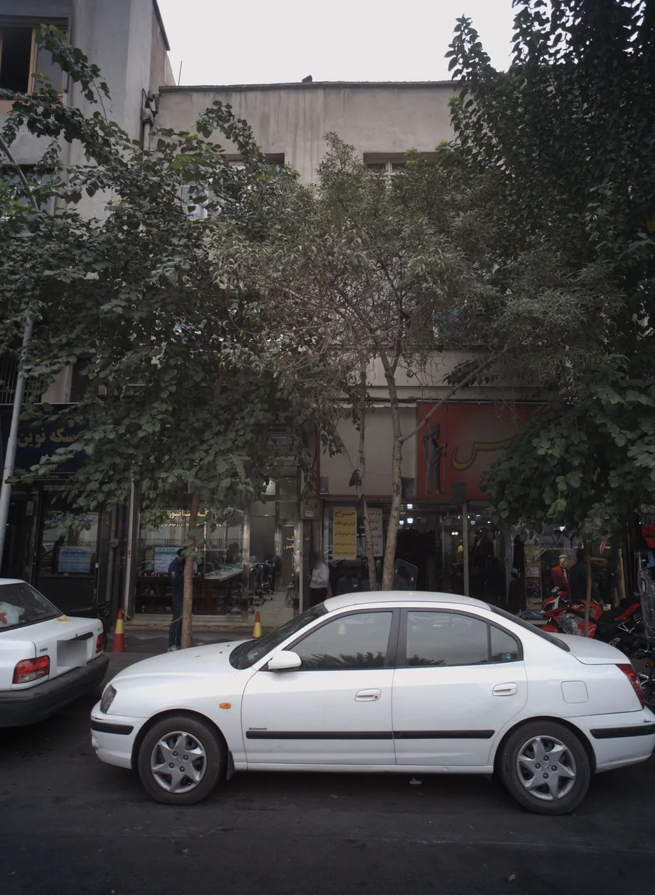 فروشگاه پوشاک