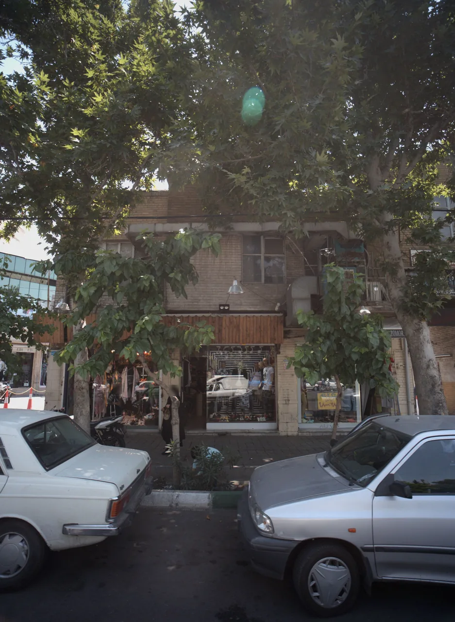 فروشگاه پوشاک آقایان