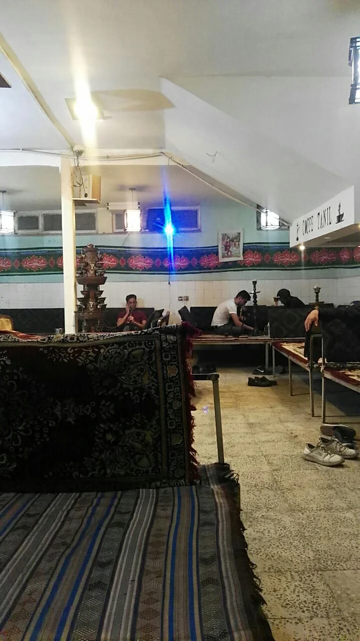 کافه عمو اصغر