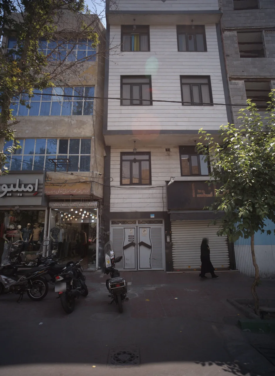 فروشگاه پوشاک آقایان