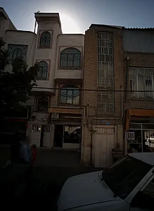 فروشگاه پوشاک