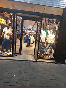 بوتیک آرمانی شعبه فلاح