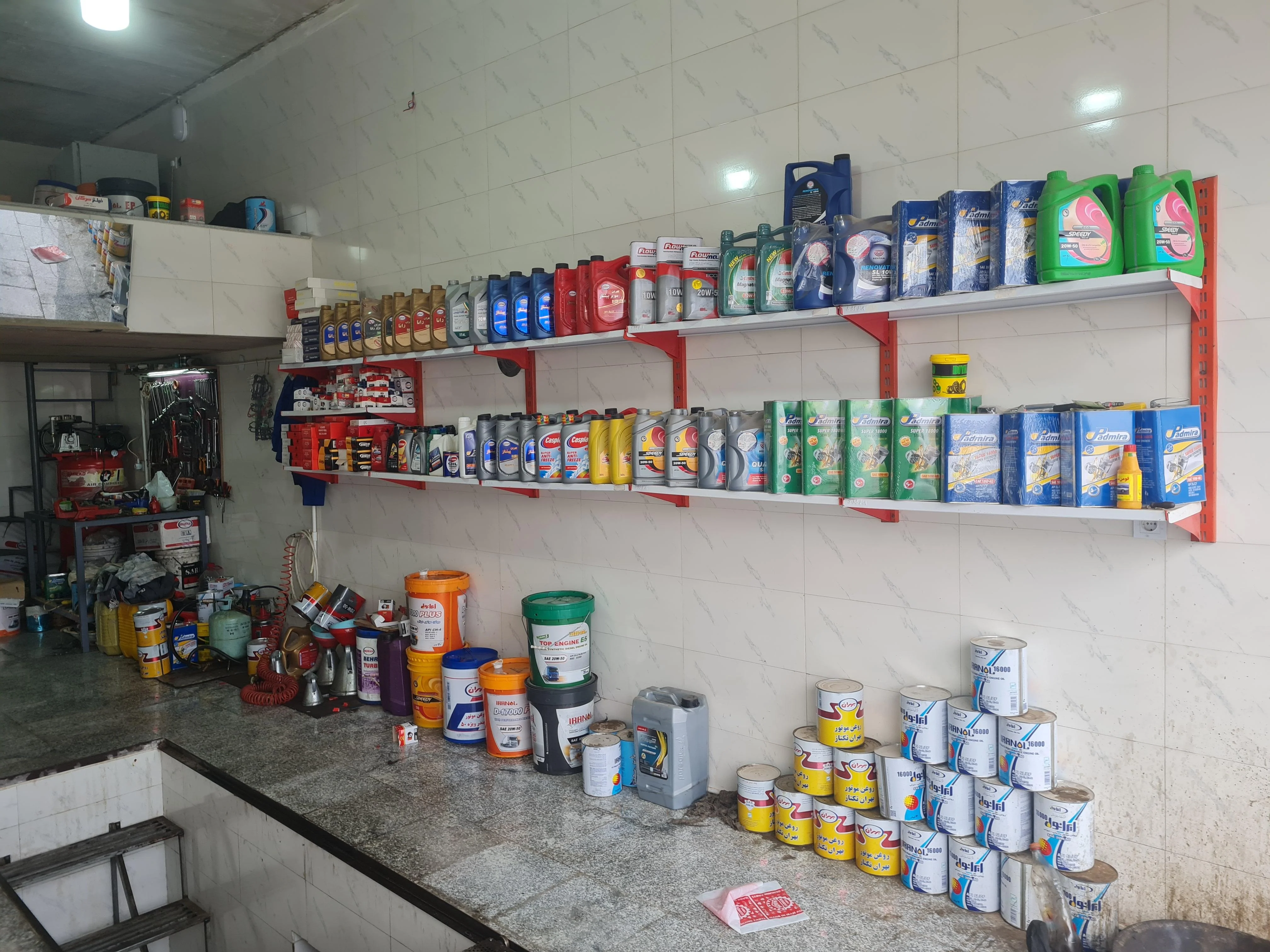 تعویض روغن و مکانیکی عمران