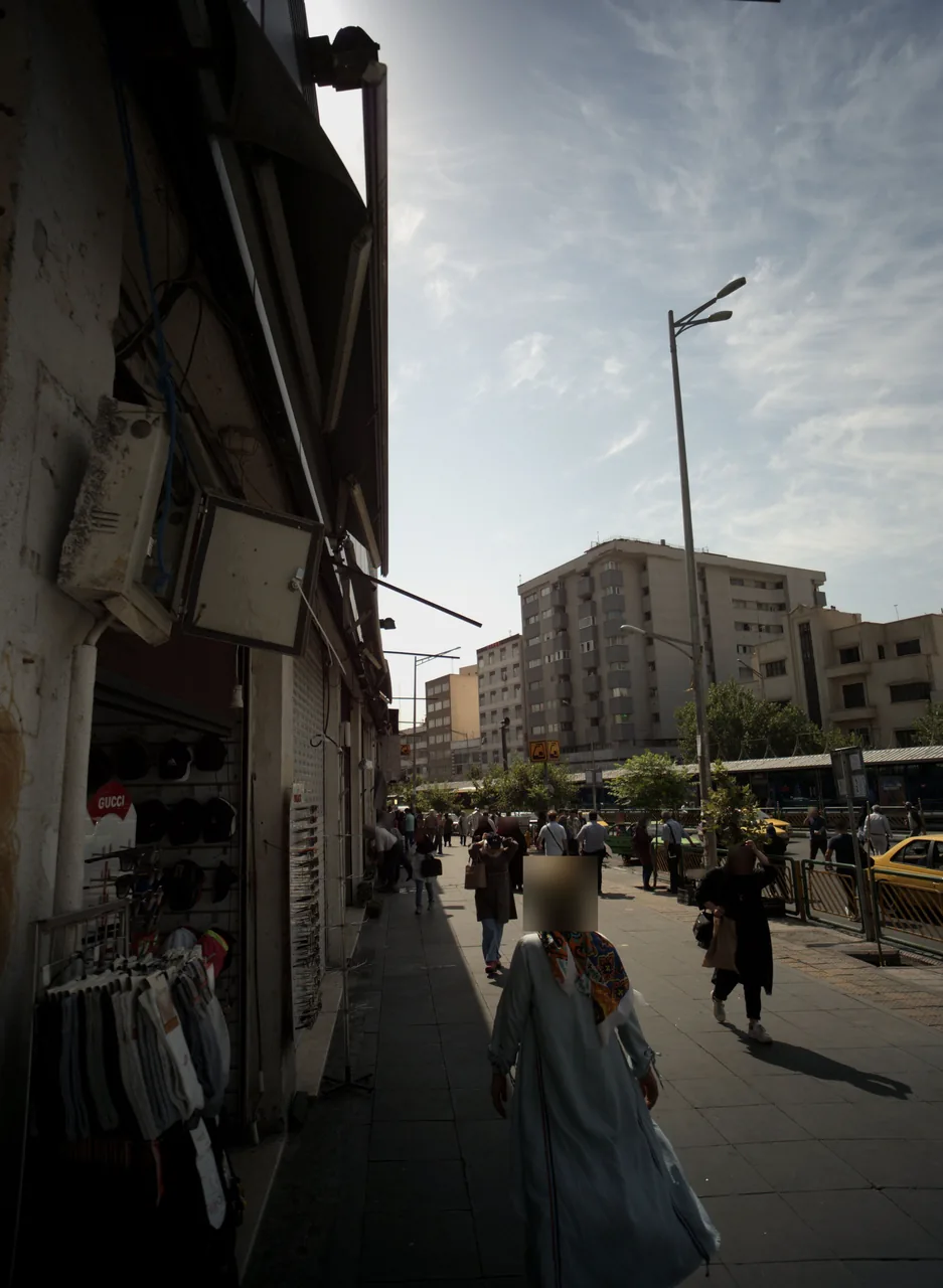 فروشگاه پوشاک