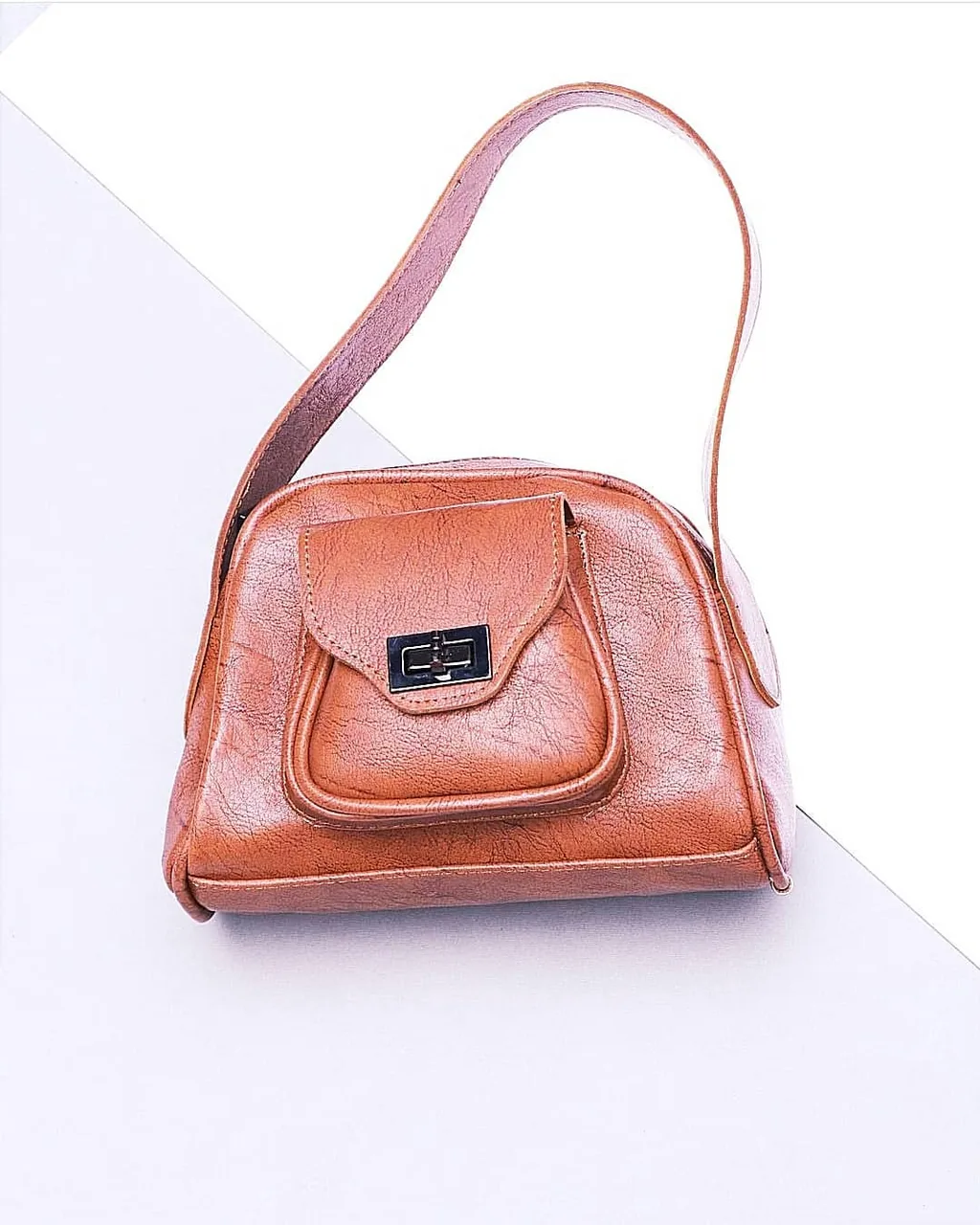 کیف و کفش گریفین شعبه پیروزی - تصویر 4