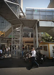 فروشگاه پوشاک زنانه