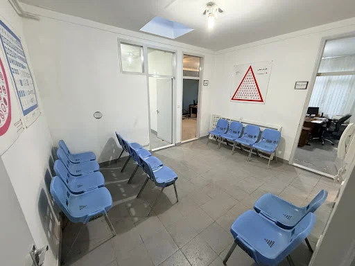 آموزشگاه رانندگی آریا