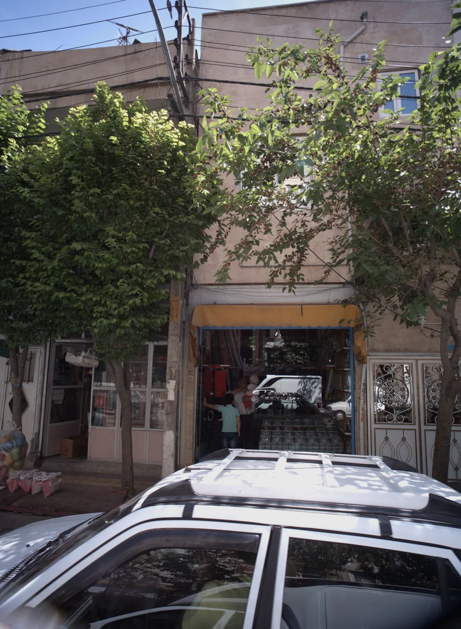 فروشگاه پوشاک