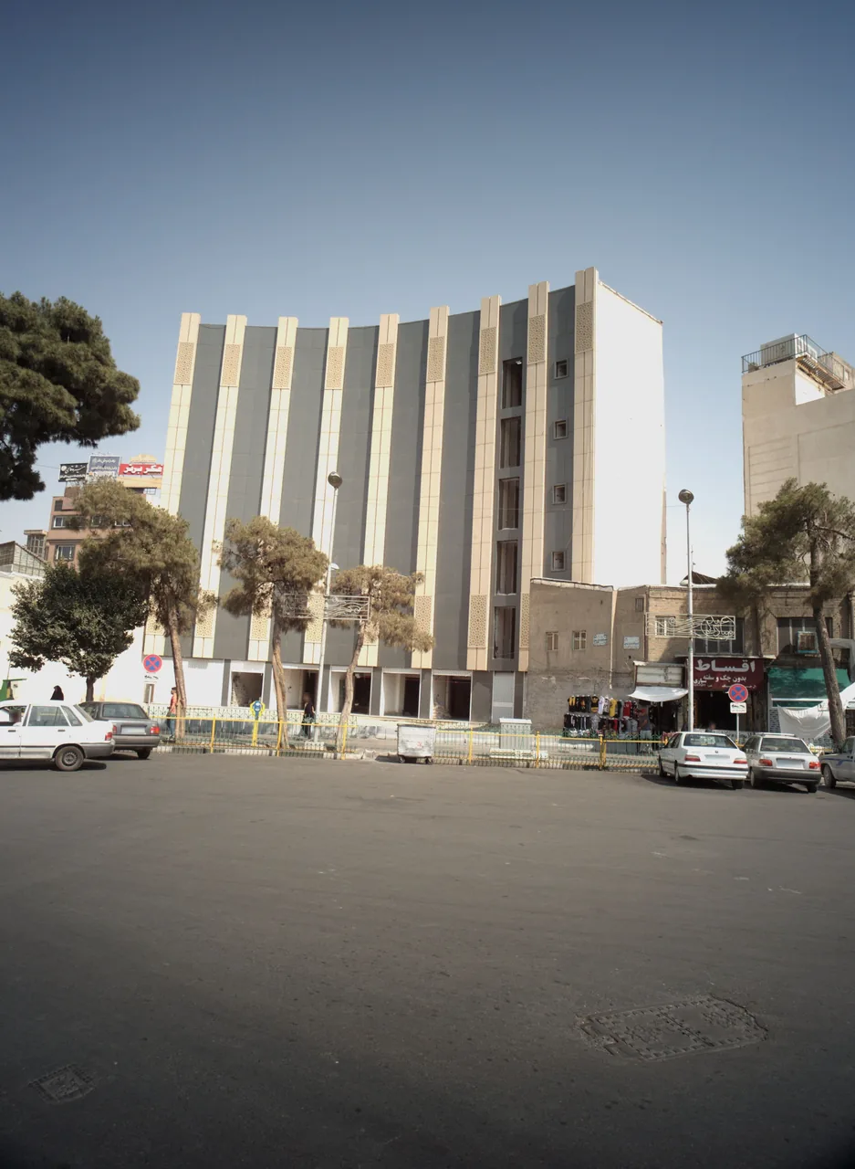 فروشگاه پوشاک