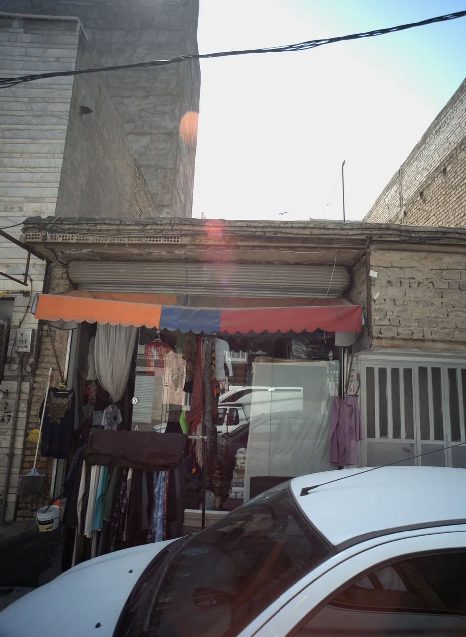 فروشگاه پوشاک