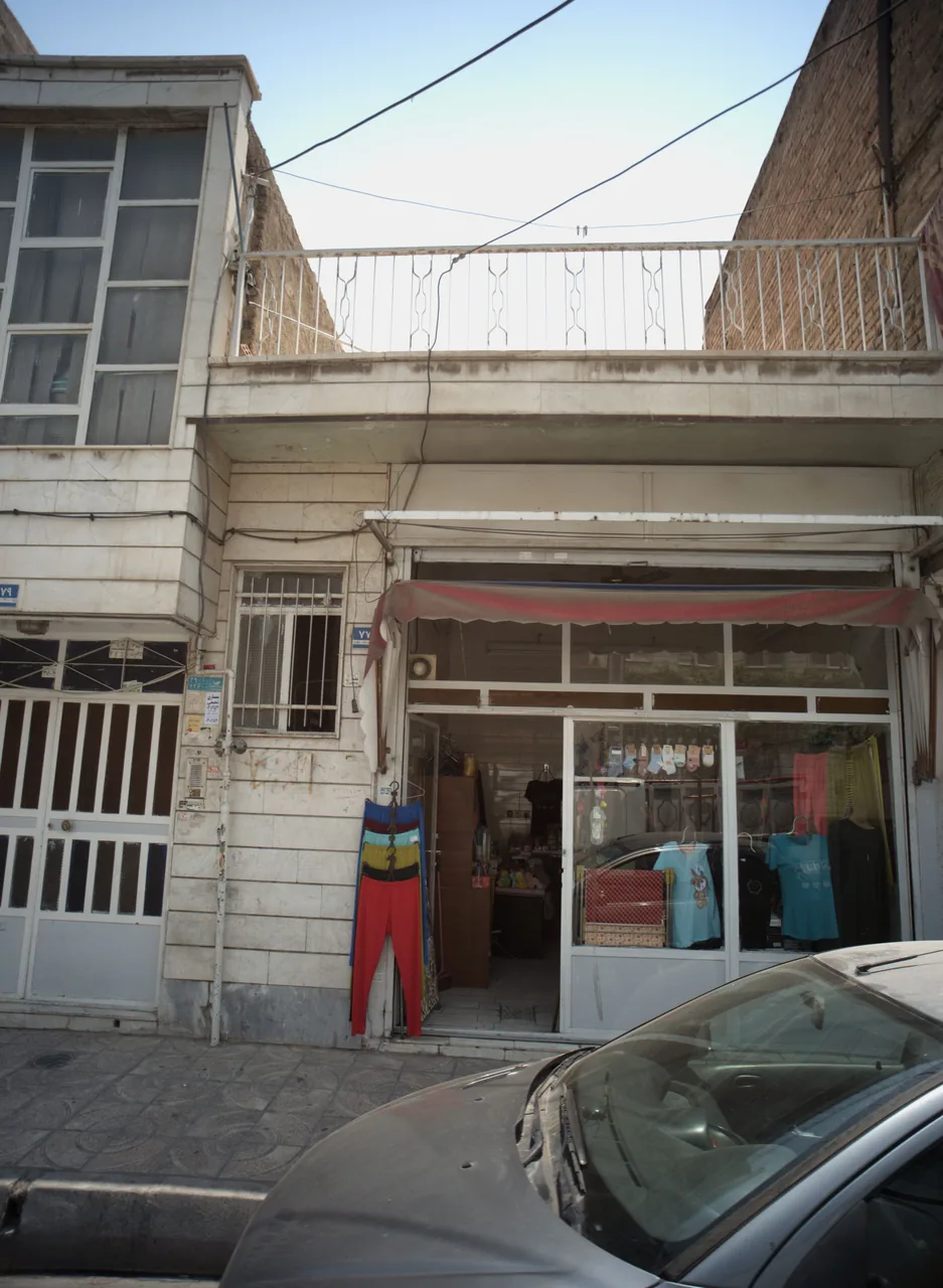 فروشگاه پوشاک زنانه