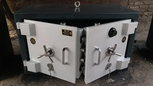 فروشگاه گاوصندوق کاوه