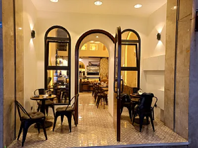 کافه رباعی