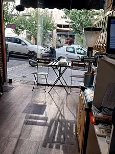 کافه دنج