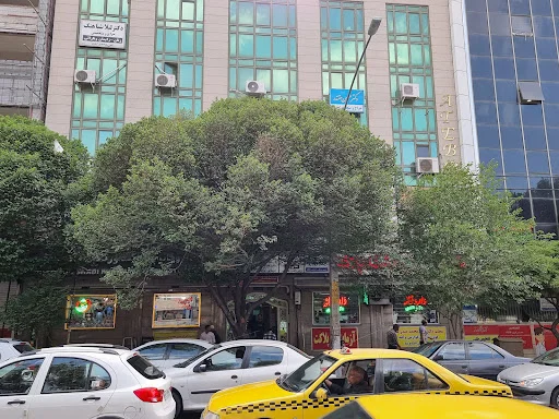 دکتر فریدون معصومی