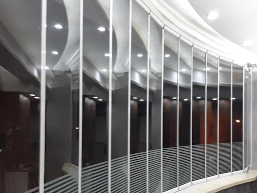 بالکن شیشه ای سهند جام تبریز