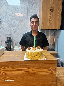 کافی شاپ ۸