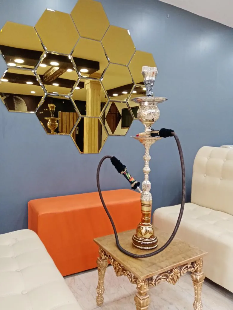کافه سناتور - تصویر 3
