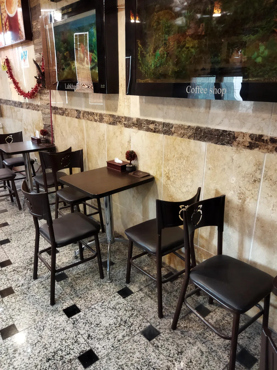 کافه لبخند - تصویر 4