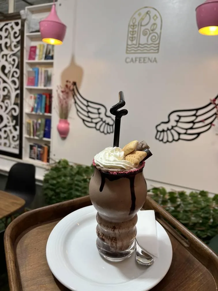 کافینا کافه فرهنگی مخصوص بانوان - تصویر 2