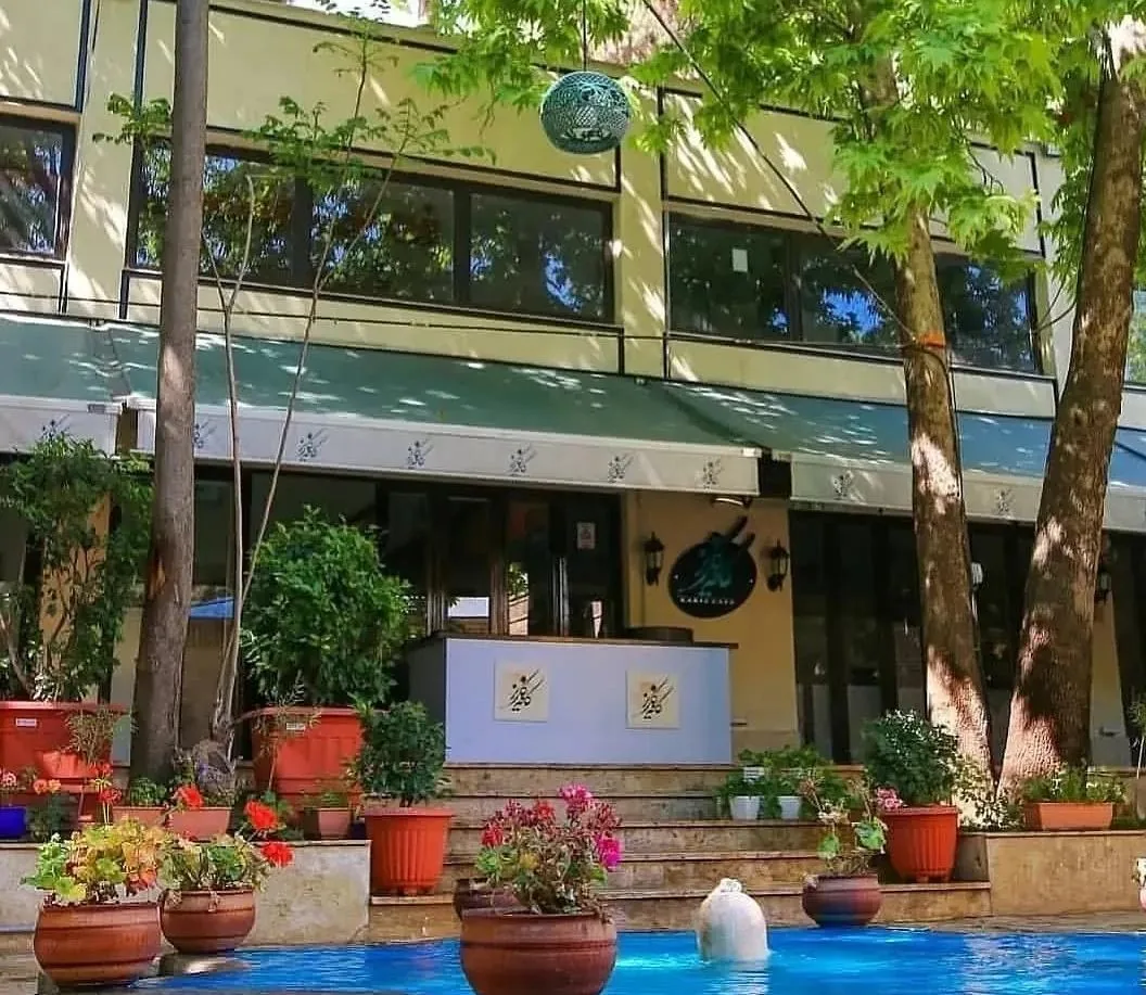 کافه باغ کاریز - تصویر 2