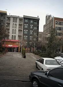 کافی شاپ ۴چوب