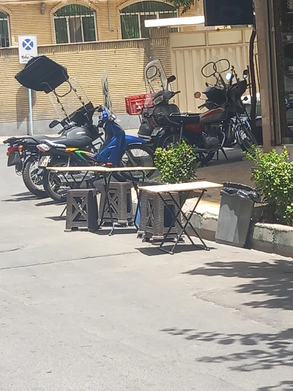 کافه آبشار - تصویر 2
