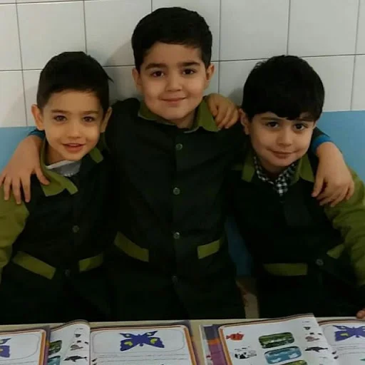 پیش دبستانی و مهد کودک آینده سازان