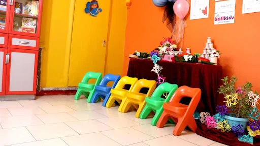 مهد کودک کارا