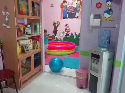 مهدکودک و پیش دبستانی مهرآوارن