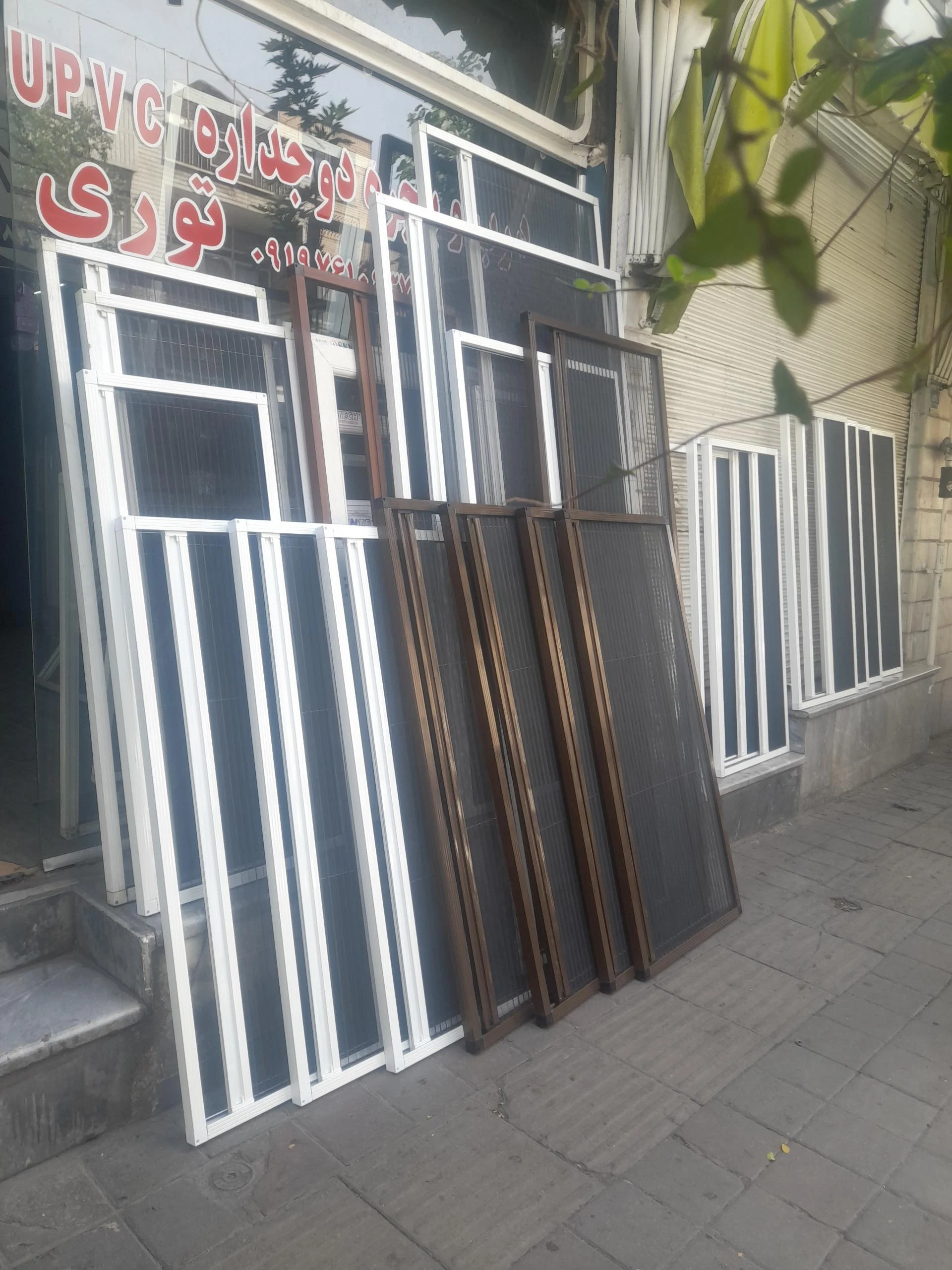 باطری ماشین شارژی پیرهادی