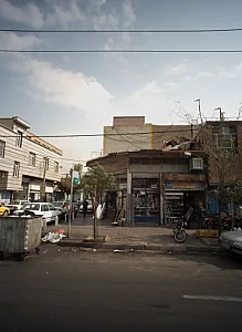 فروش قفل و کلید و ابزار یراق آذین پلیکا