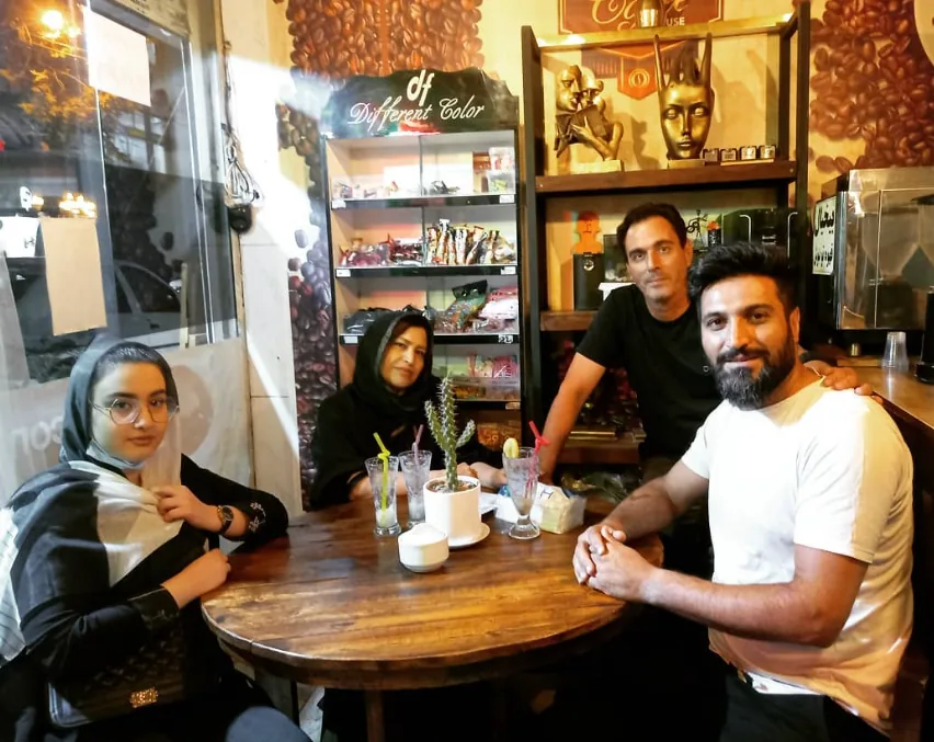 کافه پستو - تصویر 3