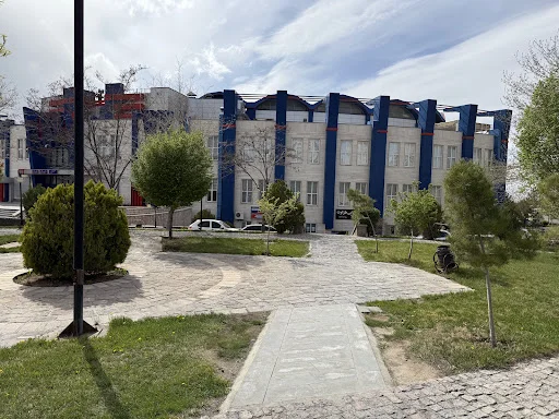 استخر ایثارگران صدرا