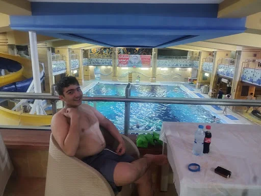 استخر ایثارگران صدرا