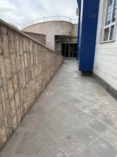 استخر ایثارگران صدرا