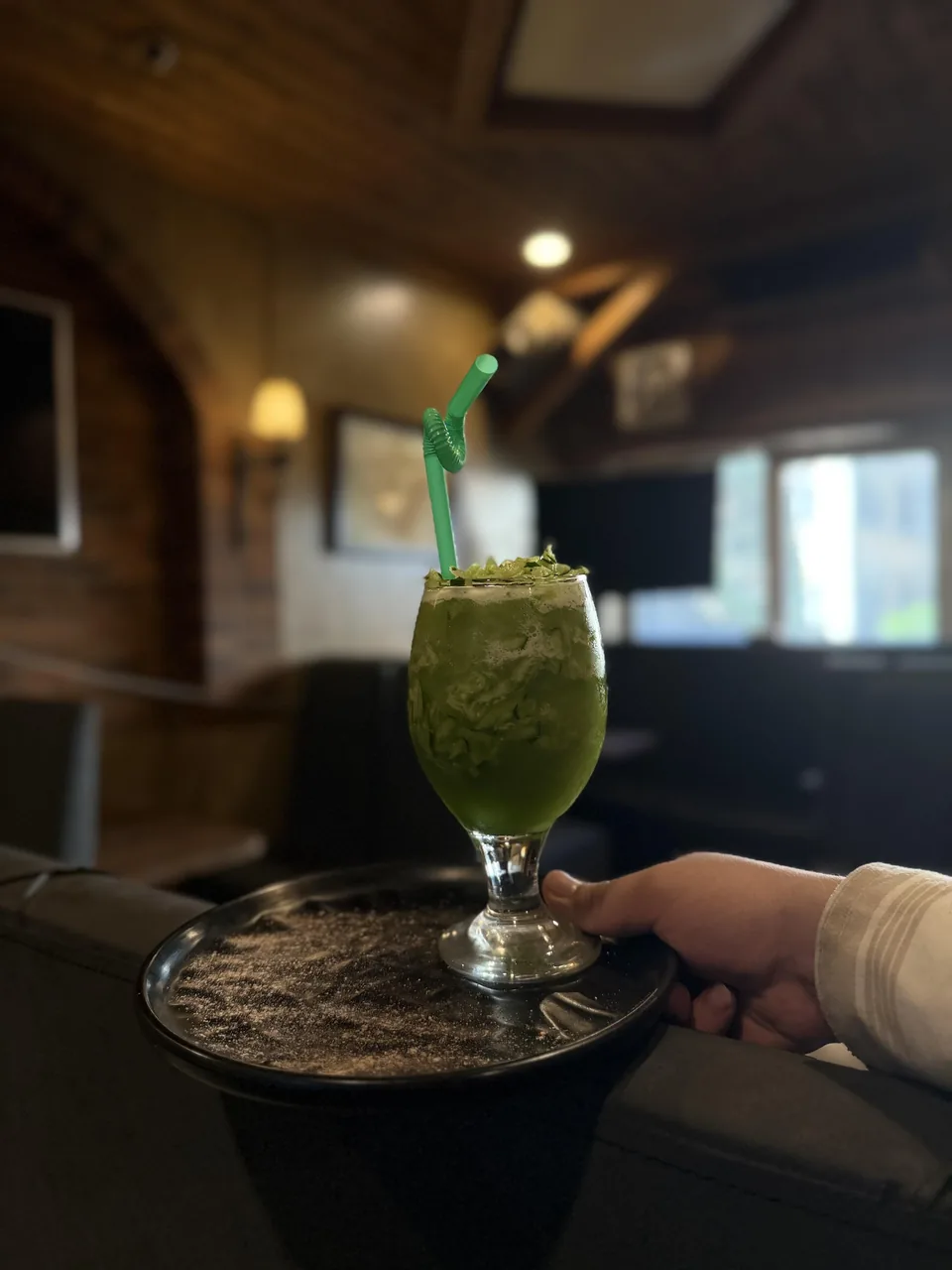 کافه دارکوب - تصویر 4