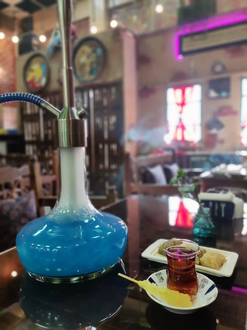 کافه شمعدونی - تصویر 4