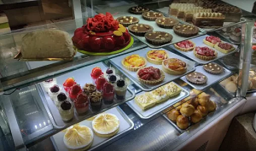 کافی شاپ ناتلی