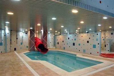 استخر و باشگاه ورزشی مروارید ارتش