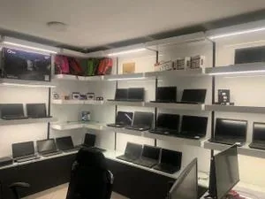 کامپیوتر اول استوک